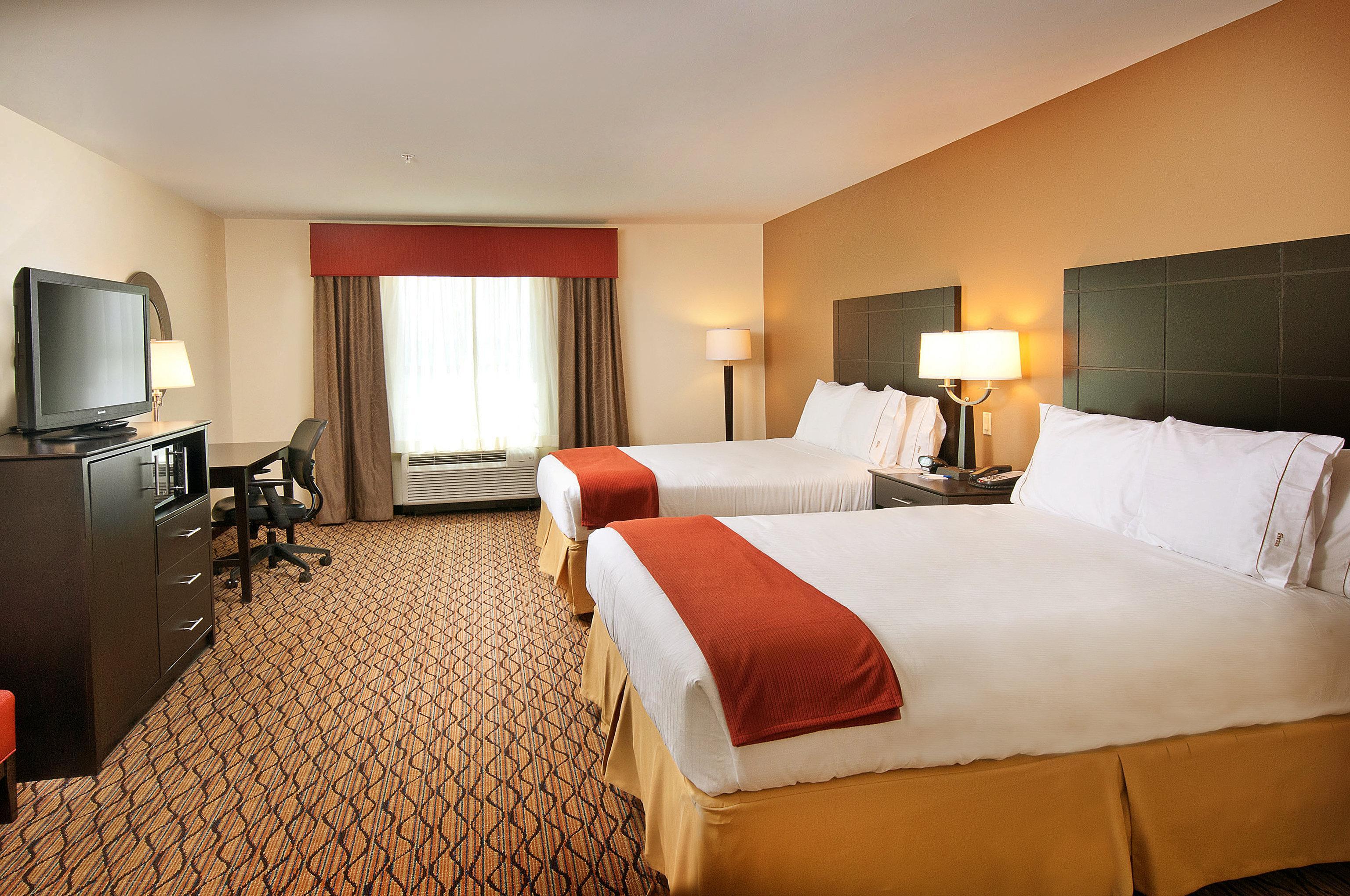 Holiday Inn Express Hotel And Suites Pearsall By Ihg Экстерьер фото